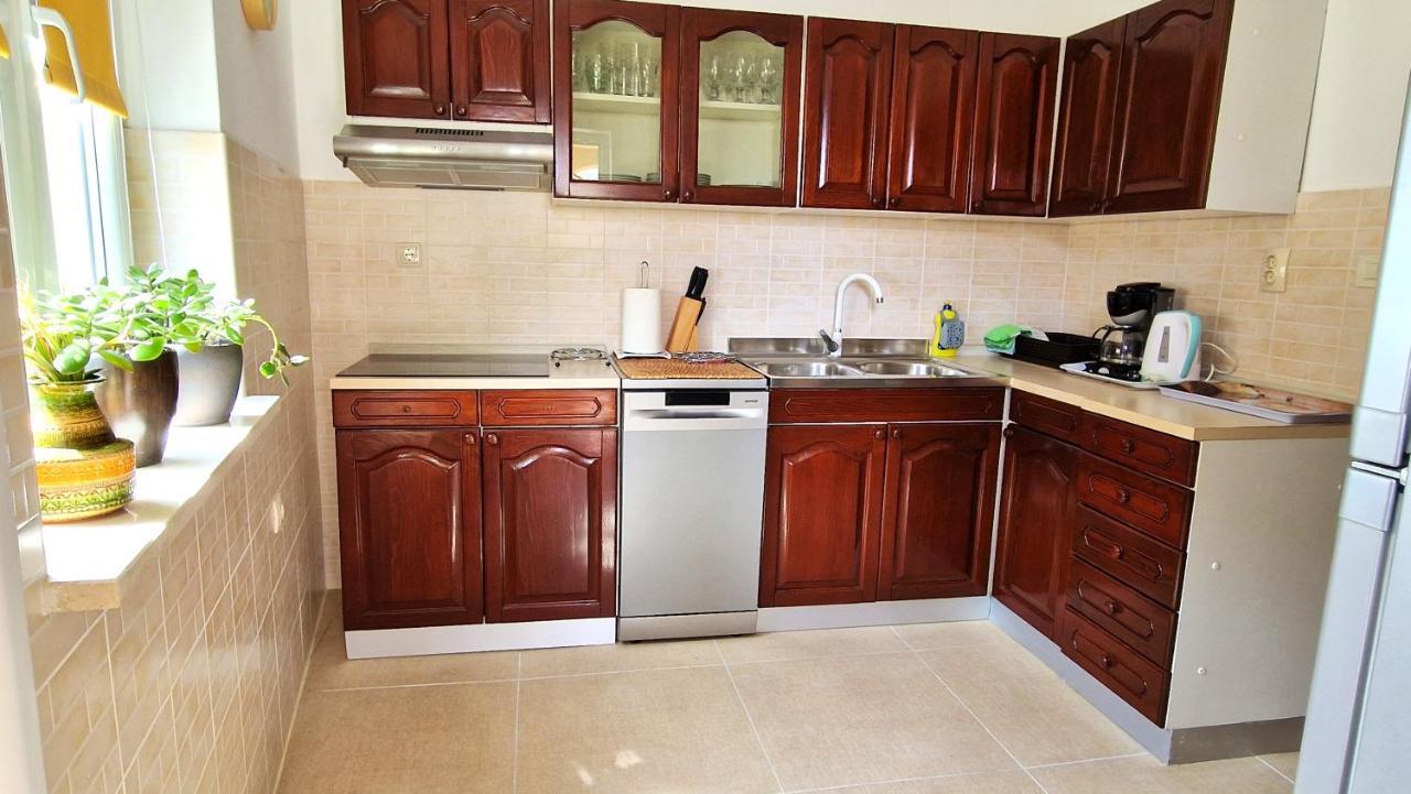 Apartment Katica Krk Town Exterior photo